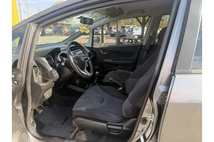 2011 Fit Sport image 9