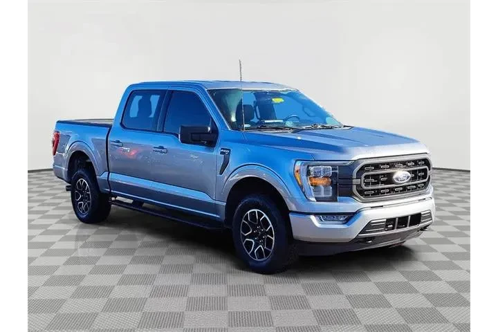 $39563 : Ford F-150 2023 4x4 XLT 4dr image 7