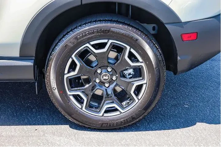 $37933 : Ford Bronco Sport 2025 AWD O image 8