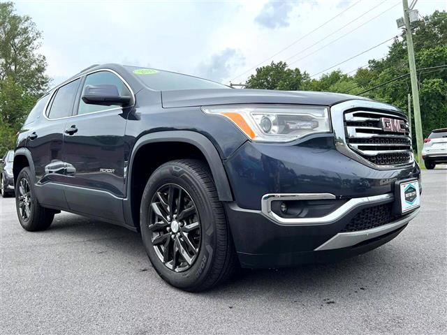 $17995 : 2019 GMC Acadia SLT-1 AWD image 1