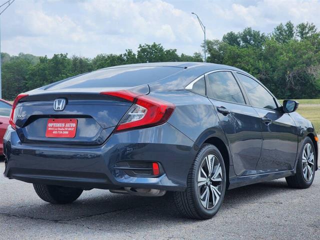 $13450 : 2018 Civic LX image 8