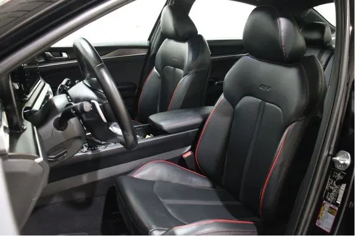 $29998 : Kia K5 2023 GT 4dr Sedan image 5