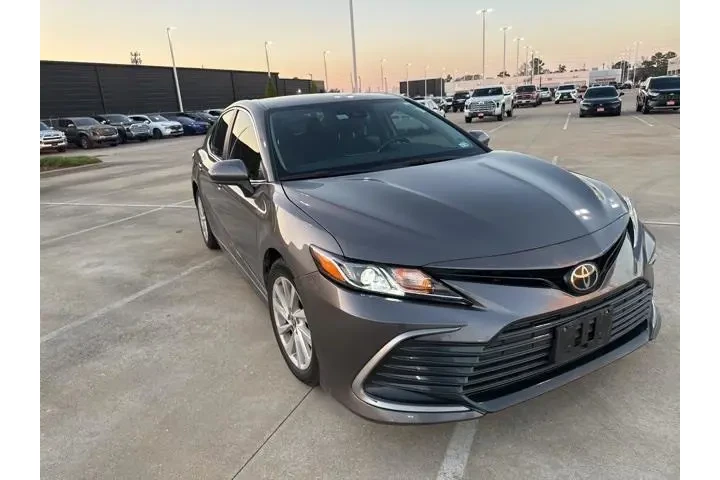 $25000 : Toyota Camry 2022 LE 4dr Sed image 5