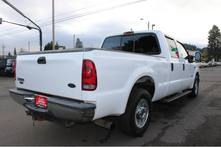 $13495 : 2005 Super Duty F-250 Crew Ca image 7