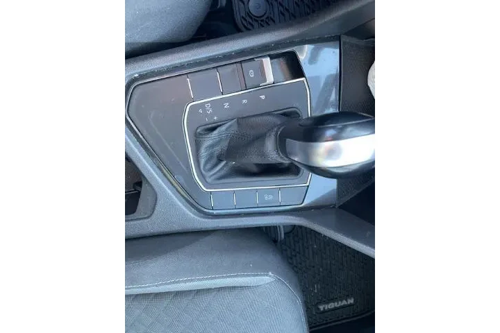 $10833 : Volkswagen Tiguan 2018 2.0T image 8