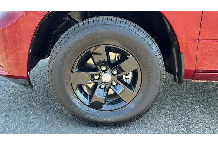 $25484 : Ram 1500 Classic 2019 4x4 Ex image 10