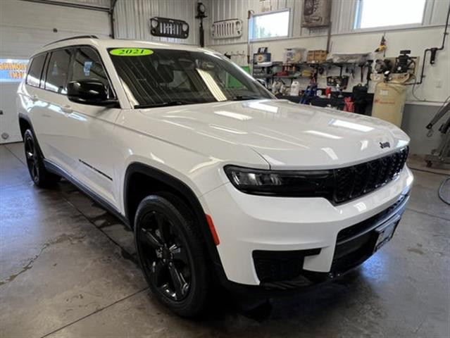 $33495 : 2021 Grand Cherokee L Altitude image 3