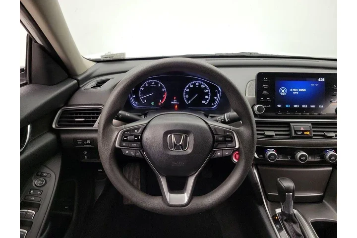 $18998 : Honda Accord 2019 LX 4dr Sed image 10