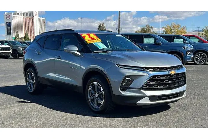 $34984 : Chevrolet Blazer 2024 AWD LT image 3