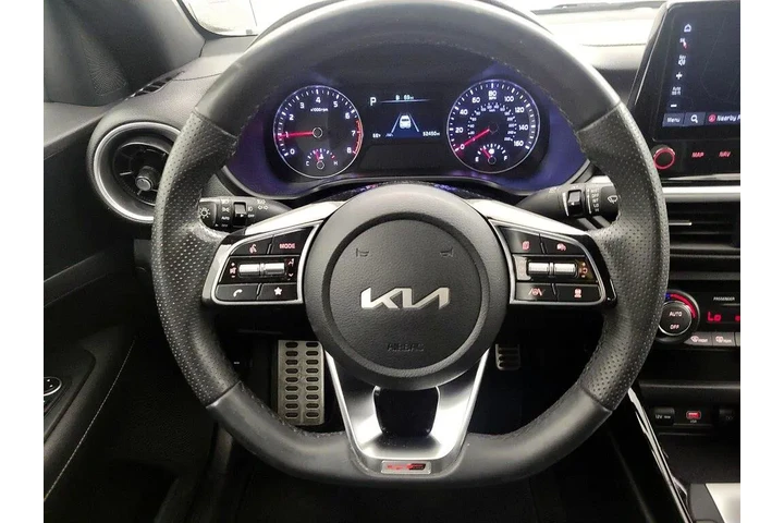 $21998 : Kia Forte 2023 GT-Line 4dr S image 10