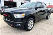 $25985 : 2019 1500 Crew Cab For Sale 6 thumbnail