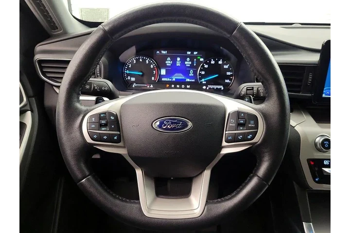 $25998 : Ford Explorer 2021 AWD XLT 4 image 10