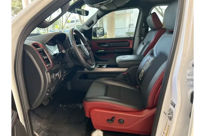 $38030 : Ram 1500 2025 4x4 Rebel 4dr image 5