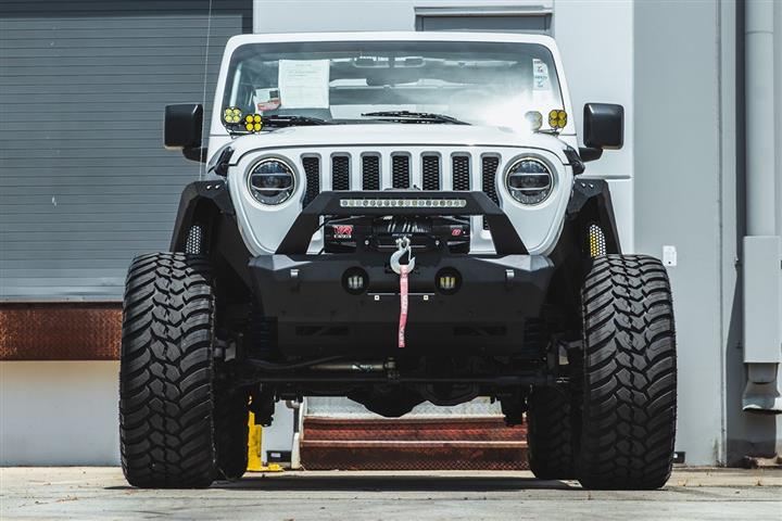 2020 Wrangler Unlimited Sport image 8