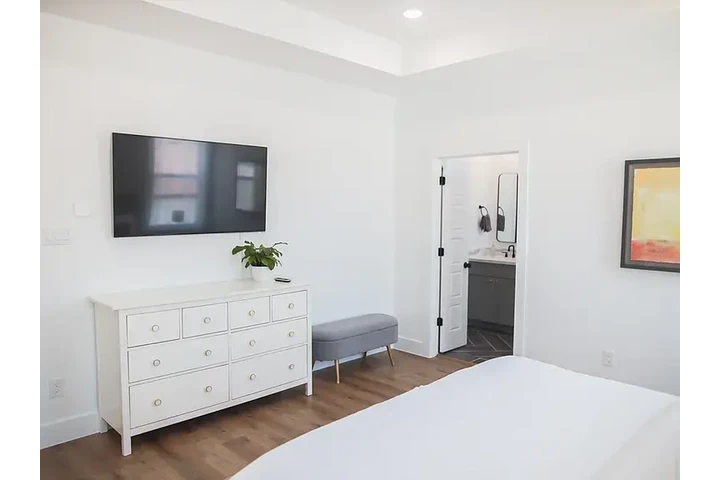 $3250 : New House for rent image 9