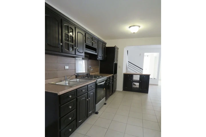 $2250000 : Venta Casa Paseos del Bosque image 3