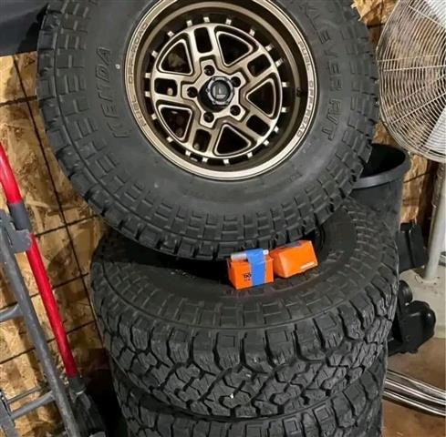 $1200 : Jeep parts for sale near me image 1