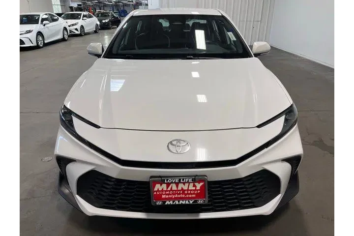 $28915 : Toyota Camry 2025 SE 4dr Sed image 8