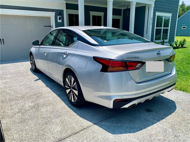 $9900 : 2020 Nissan Altima SL image 3