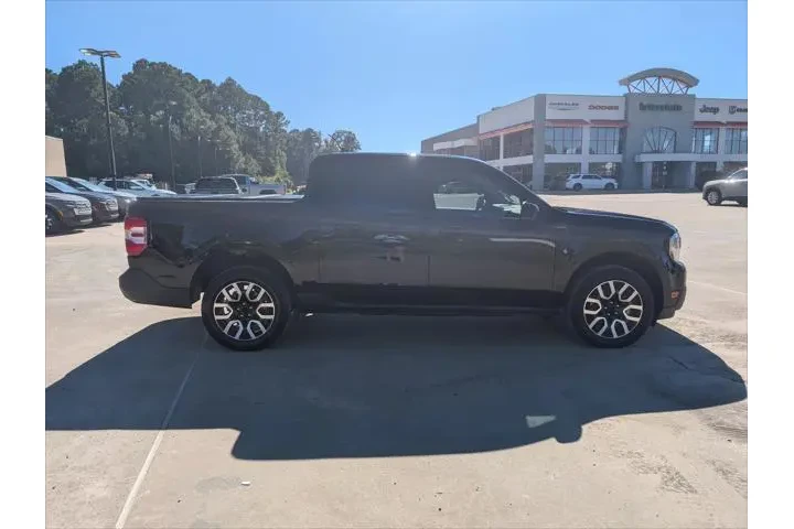 $26020 : Ford Maverick 2023 Lariat 4d image 6