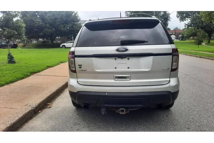 $8995 : 2014 Explorer Sport image 5