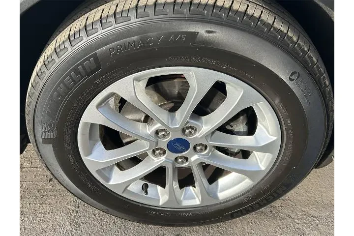 $18245 : Ford Escape 2022 SE 4dr SUV image 3