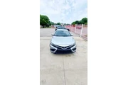 $15990 : 2022 Camry SE thumbnail