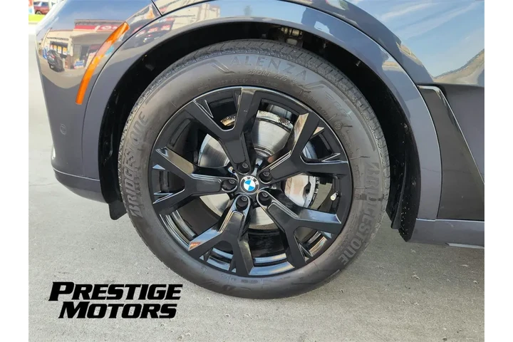 $32882 : 2021 BMW X7 xDrive40i image 9