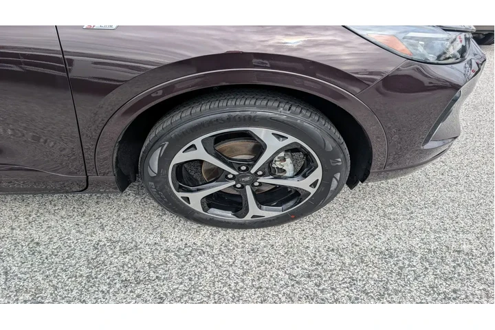 $28000 : Ford Escape 2023 AWD ST-Line image 10