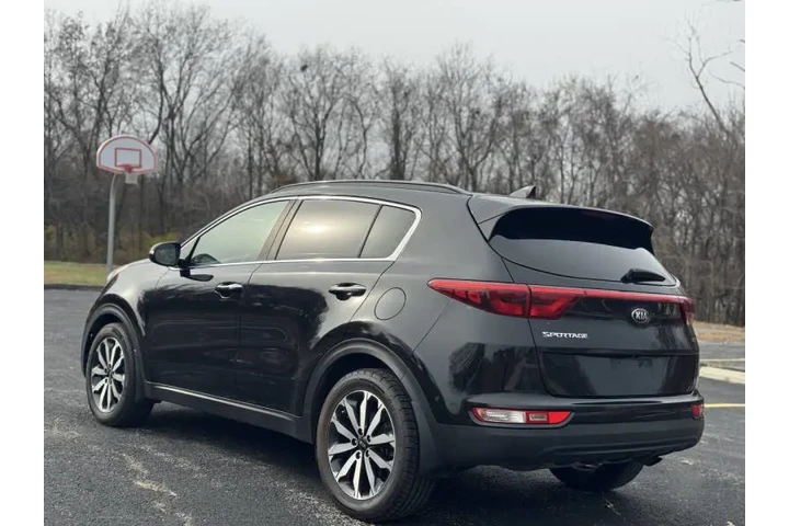 $8999 : 2018 Sportage EX image 6