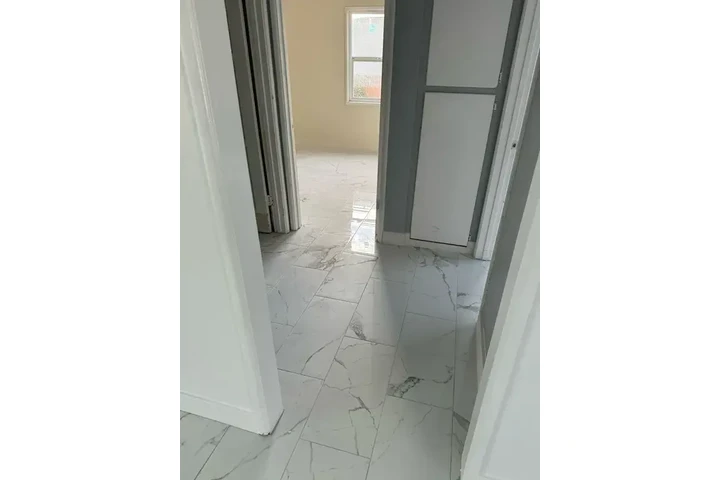 $1500 : Downey 🏠 Pet Friendly 2-1 image 6