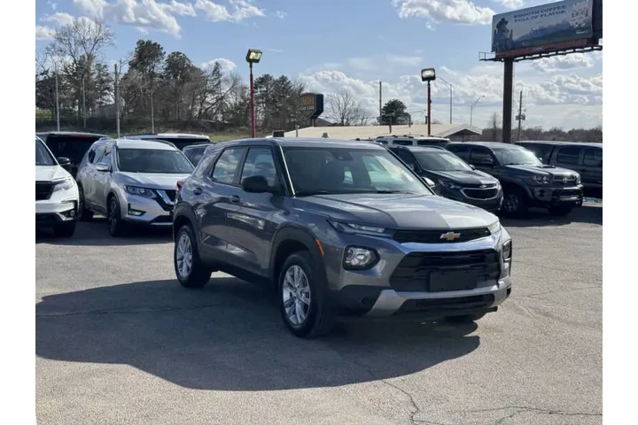$14350 : 2021 TrailBlazer LS image 6