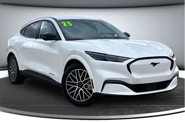 $39500 : Ford Mustang Mach-E 2025 AWD image 3