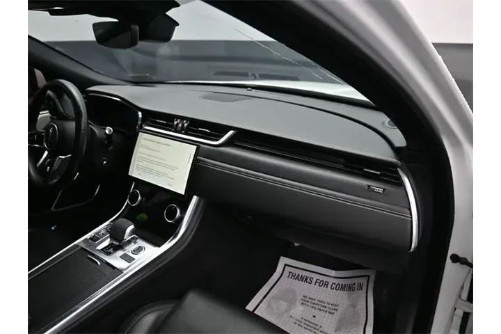 $25605 : Jaguar XF 2022 AWD P300 R-Dy image 8