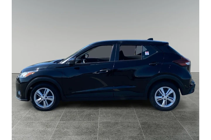 $21453 : Nissan Kicks 2024 S 4dr Cros image 2