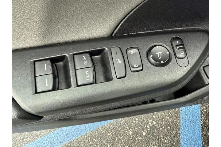 $22888 : Honda Civic 2019 EX-L 4dr Se image 9