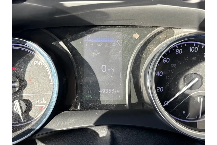 $24988 : 2020 Camry Hybrid LE image 10