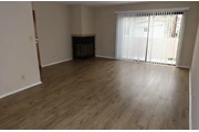 $1950 : 2 Bedroom Apt in W Adams  Blvd thumbnail