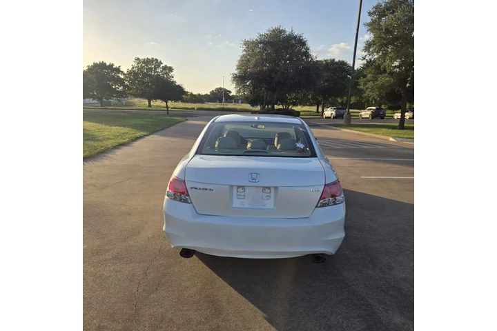 $6000 : 2010 Honda Accord EX-L image 6