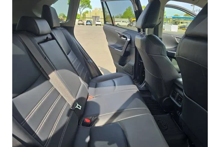 $25995 : Toyota RAV4 Hybrid 2019 AWD image 10