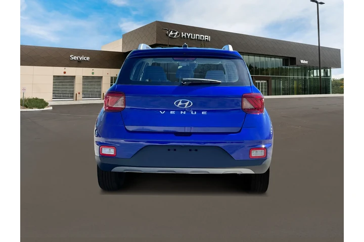 $21998 : Hyundai VENUE 2025 Limited 4 image 6