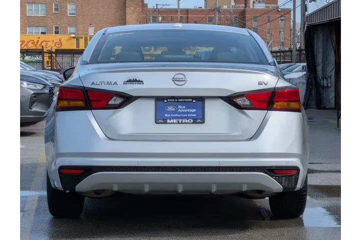 $17999 : Nissan Altima 2024 2.5 SV 4d image 5