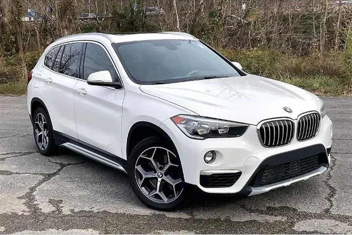 $14491 : BMW X1 2018 AWD xDrive28i 4d image 2