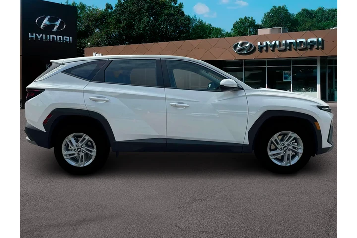 $25995 : Hyundai TUCSON 2025 AWD SE 4 image 9