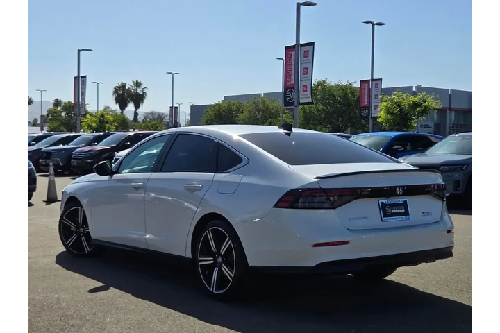$29388 : Honda Accord Hybrid 2025 Spo image 5