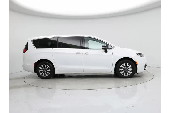 $33998 : Chrysler Pacifica Plug-In Hy image 7
