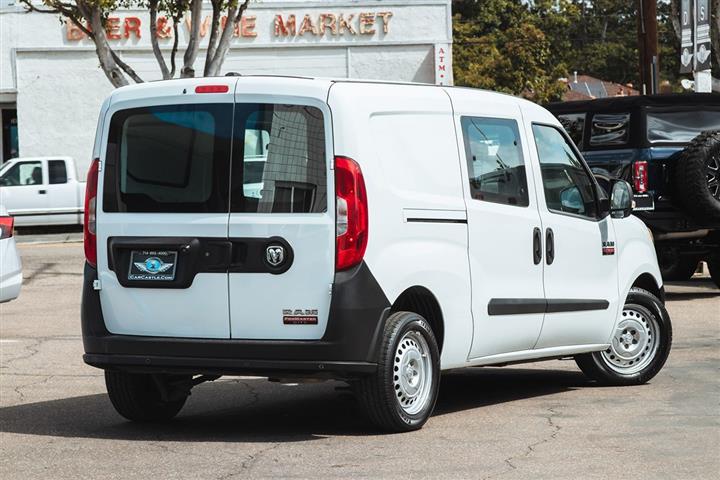 2017 ProMaster City Cargo Van image 2