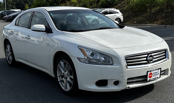 $8751 : PRE-OWNED 2014 NISSAN MAXIMA image 6