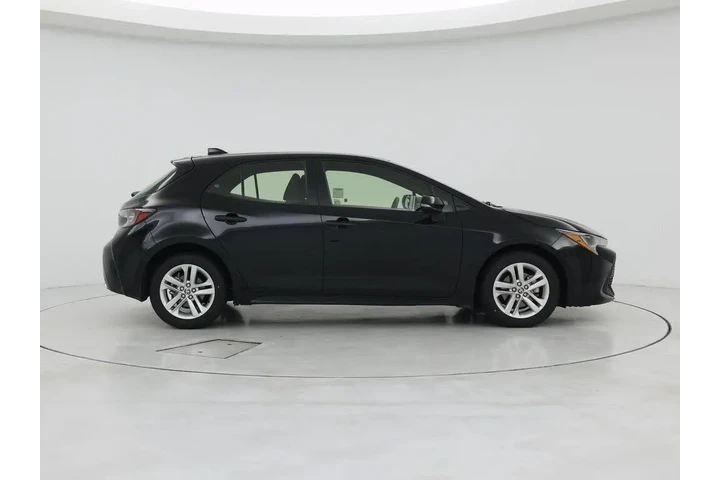 $22998 : Toyota Corolla Hatchback 202 image 7