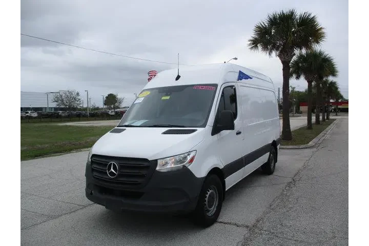 $34995 : Mercedes-Benz Sprinter 2021 image 3